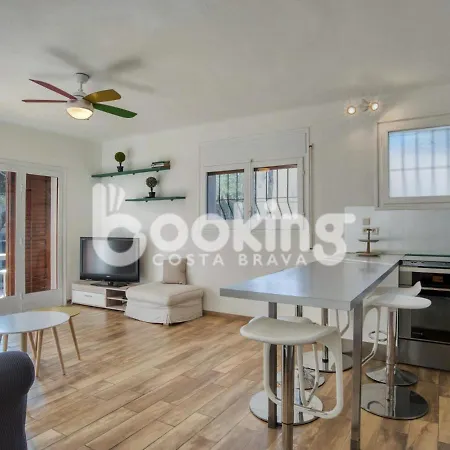 Mar Bella A Dos Minuts De La Platja Amb Wifi I Parking Per 6 Persones Apartman