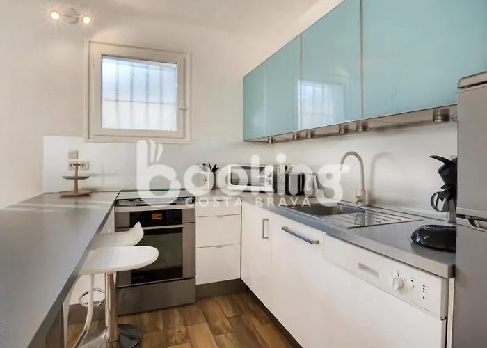 Apartment Mar Bella A Dos Minuts De La Platja Amb Wifi I Parking Per 6 Persones